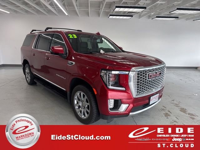 Used 2023 GMC Yukon XL Denali AWD/4WD image 1