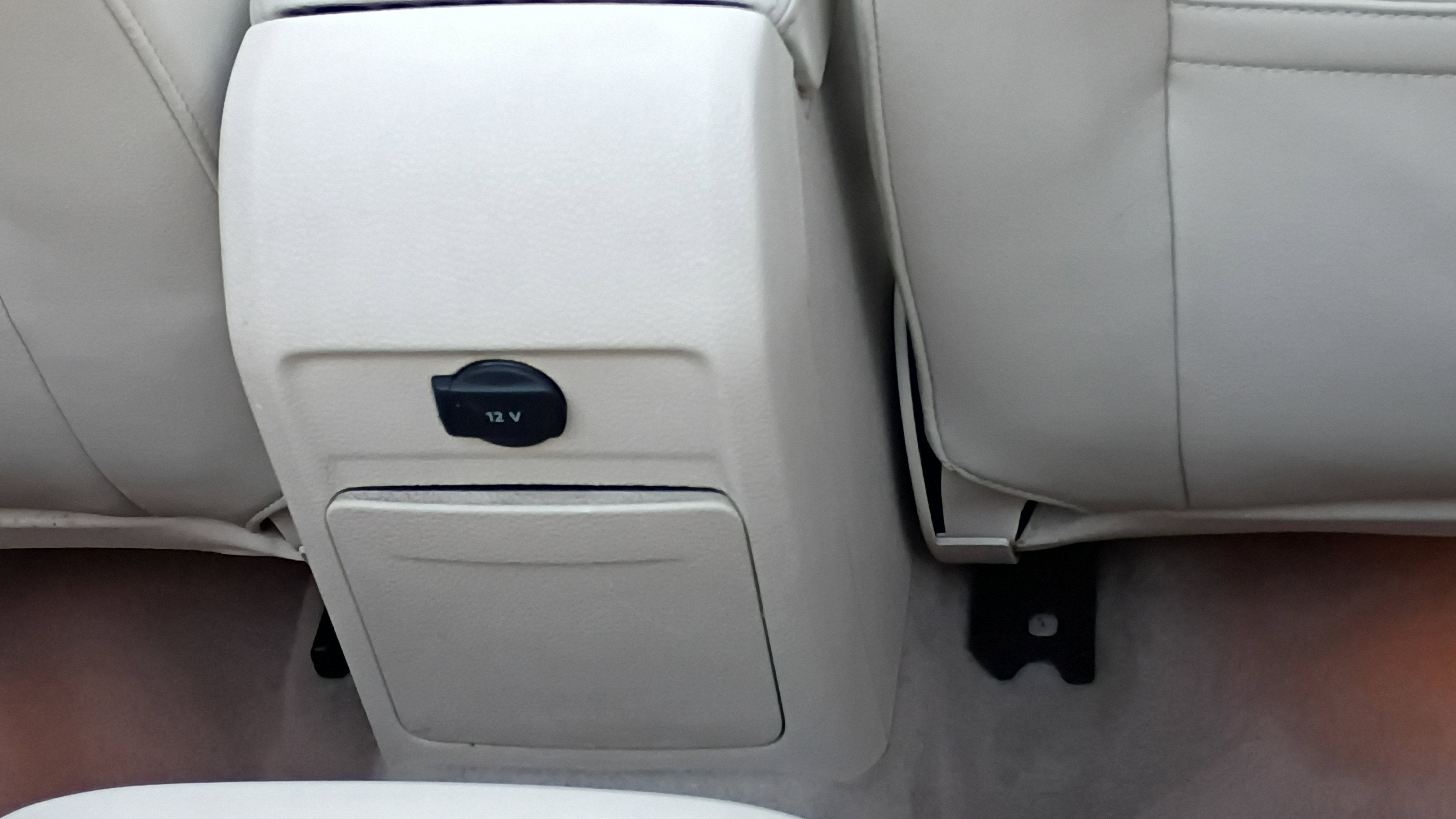 Used 2009 Volkswagen Eos Lux image 29