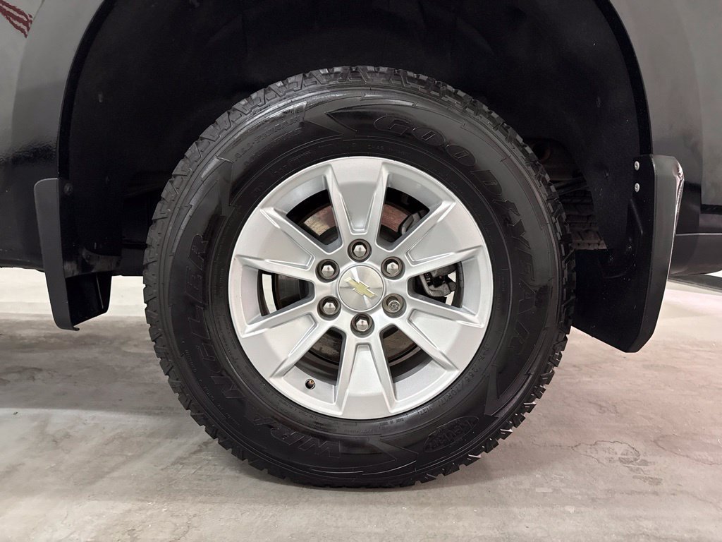 Used 2019 Chevrolet Silverado 1500 LT w/ All-Star Edition AWD/4WD image 48
