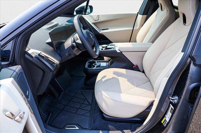 Used 2026 BMW iX xDrive60 image 12