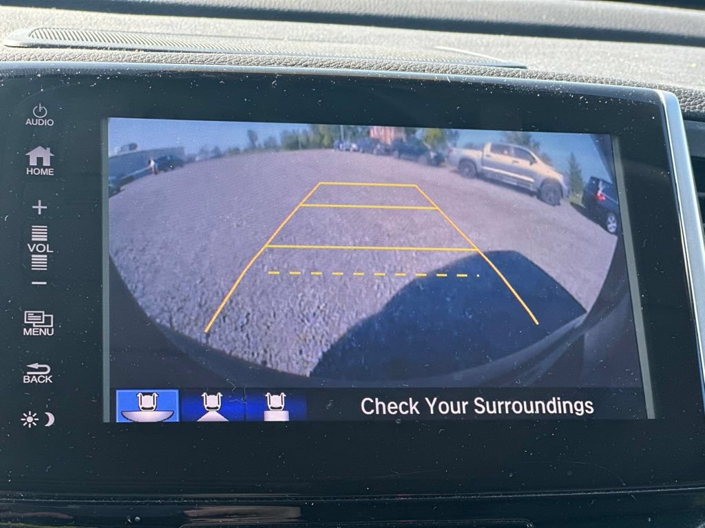 Used 2017 Honda Pilot Touring image 23