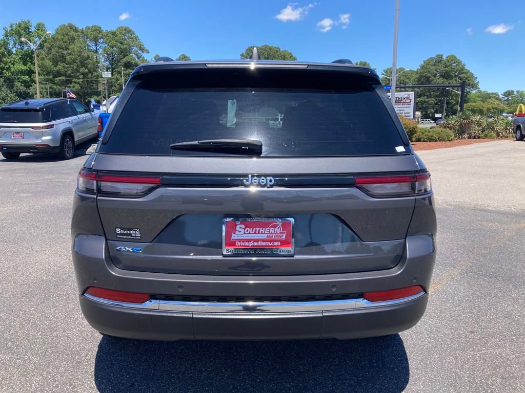 New 2024 Jeep Grand Cherokee Limited 4xe AWD/4WD image 4