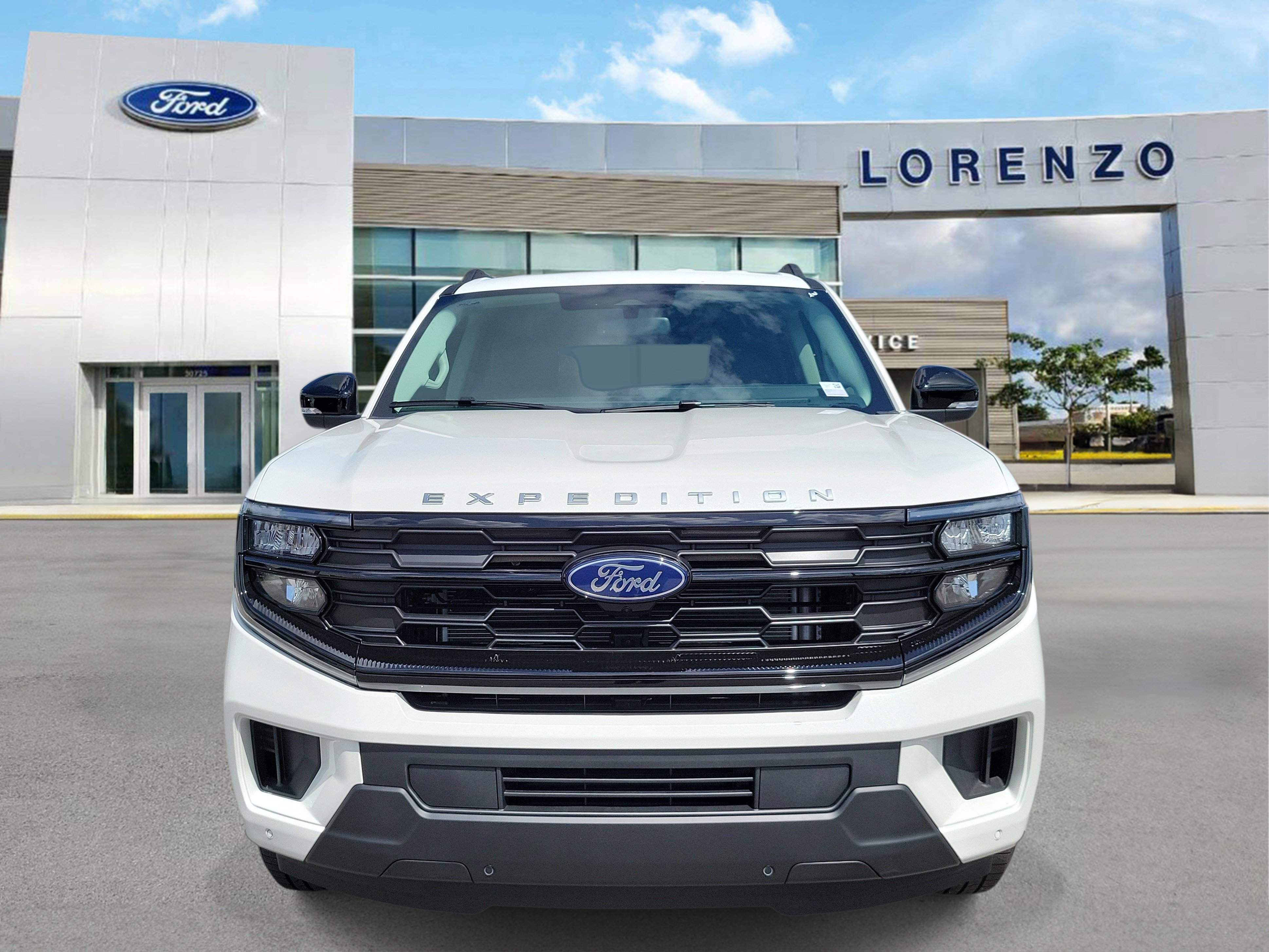 New 2026 Ford Expedition Active RWD image 2