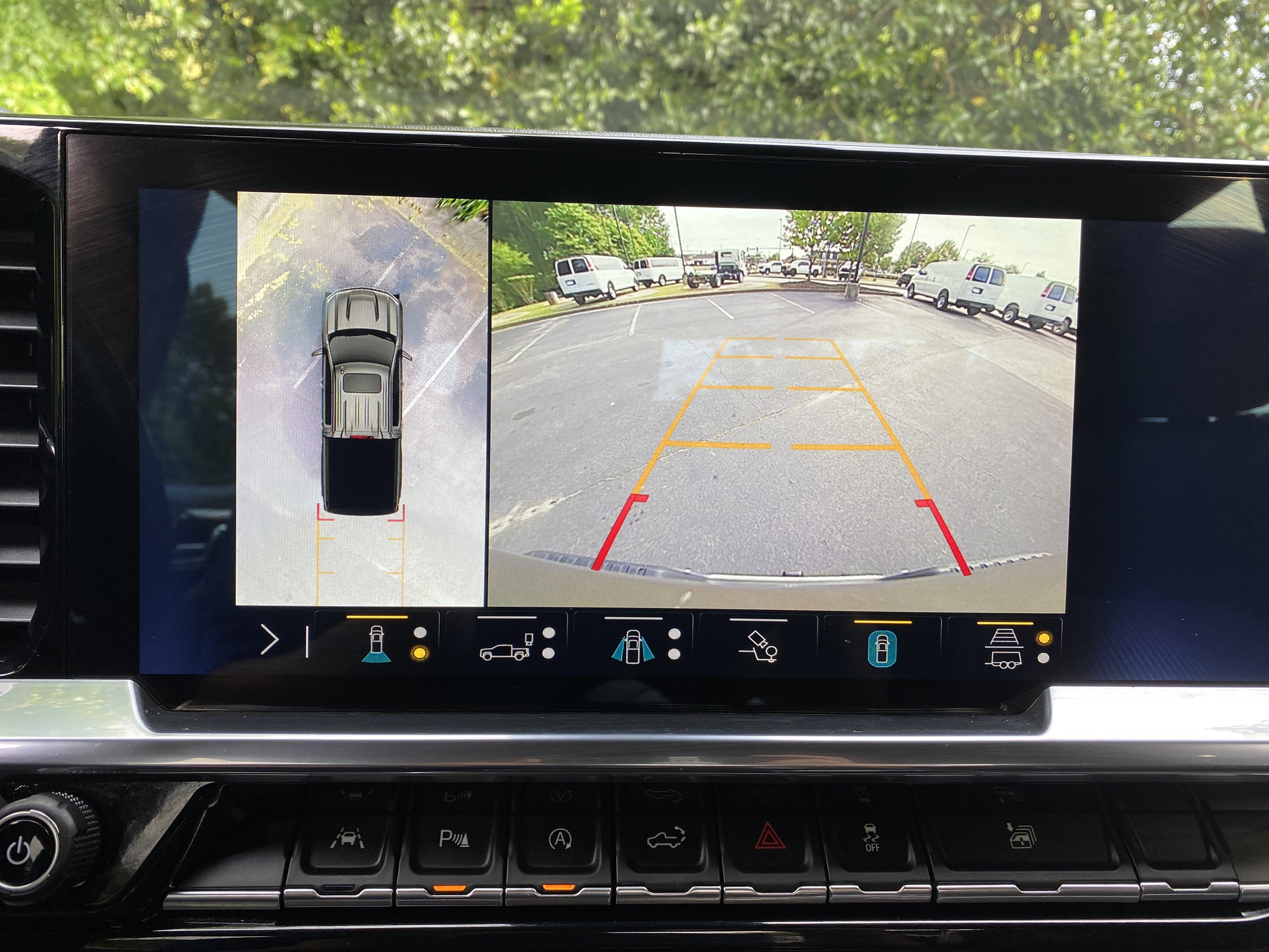 Used 2023 Chevrolet Silverado 1500 LTZ AWD/4WD image 27