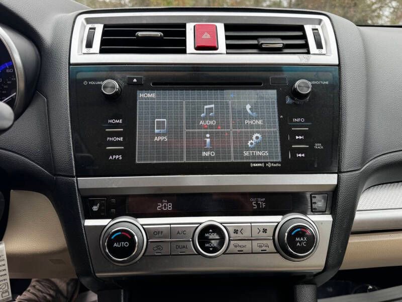 Used 2016 Subaru Legacy 2.5i Premium image 19