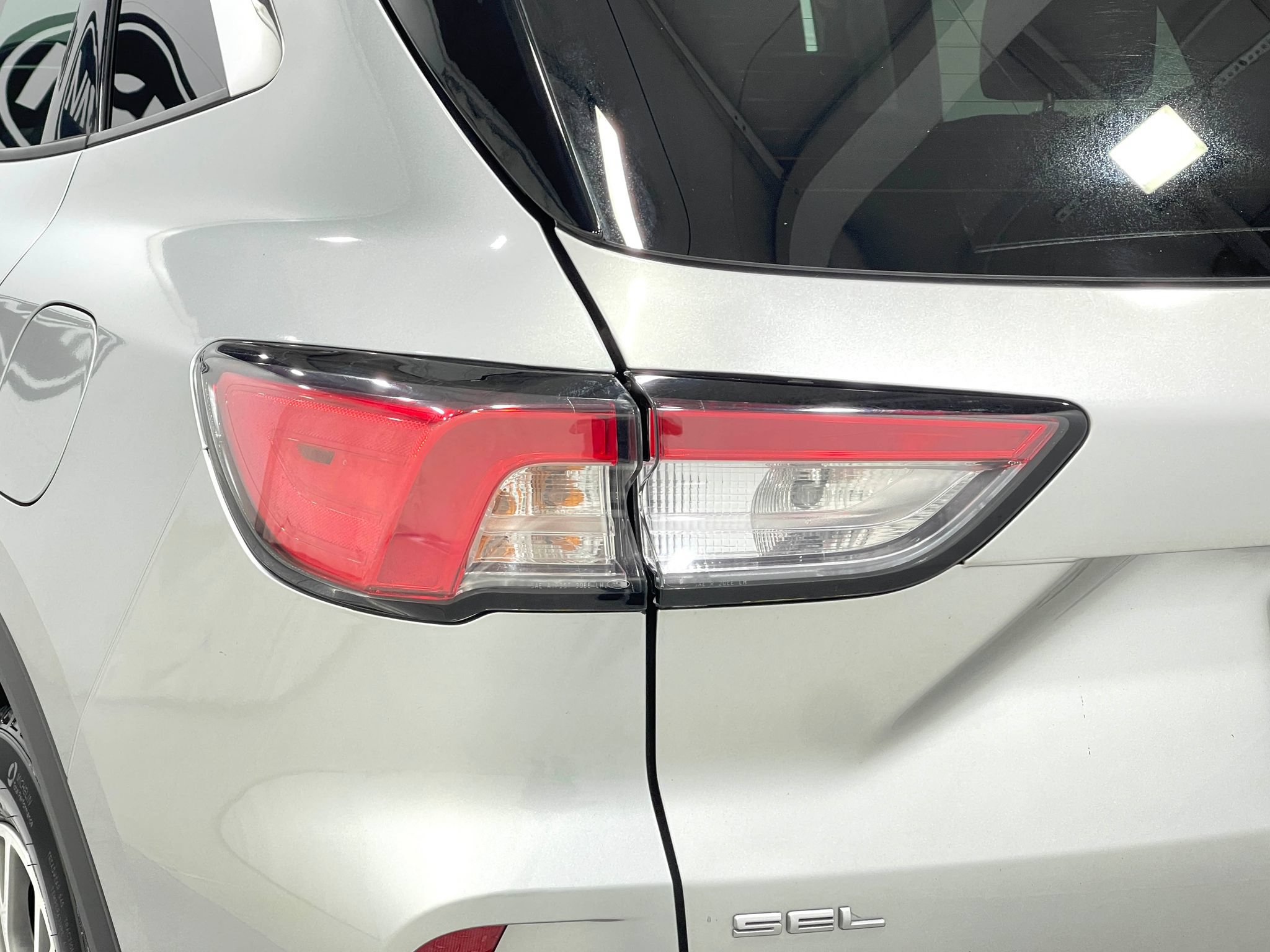 Used 2021 Ford Escape SEL AWD/4WD image 34