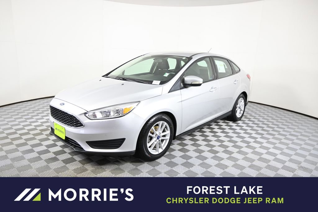 Used 2017 Ford Focus SE FWD image 1