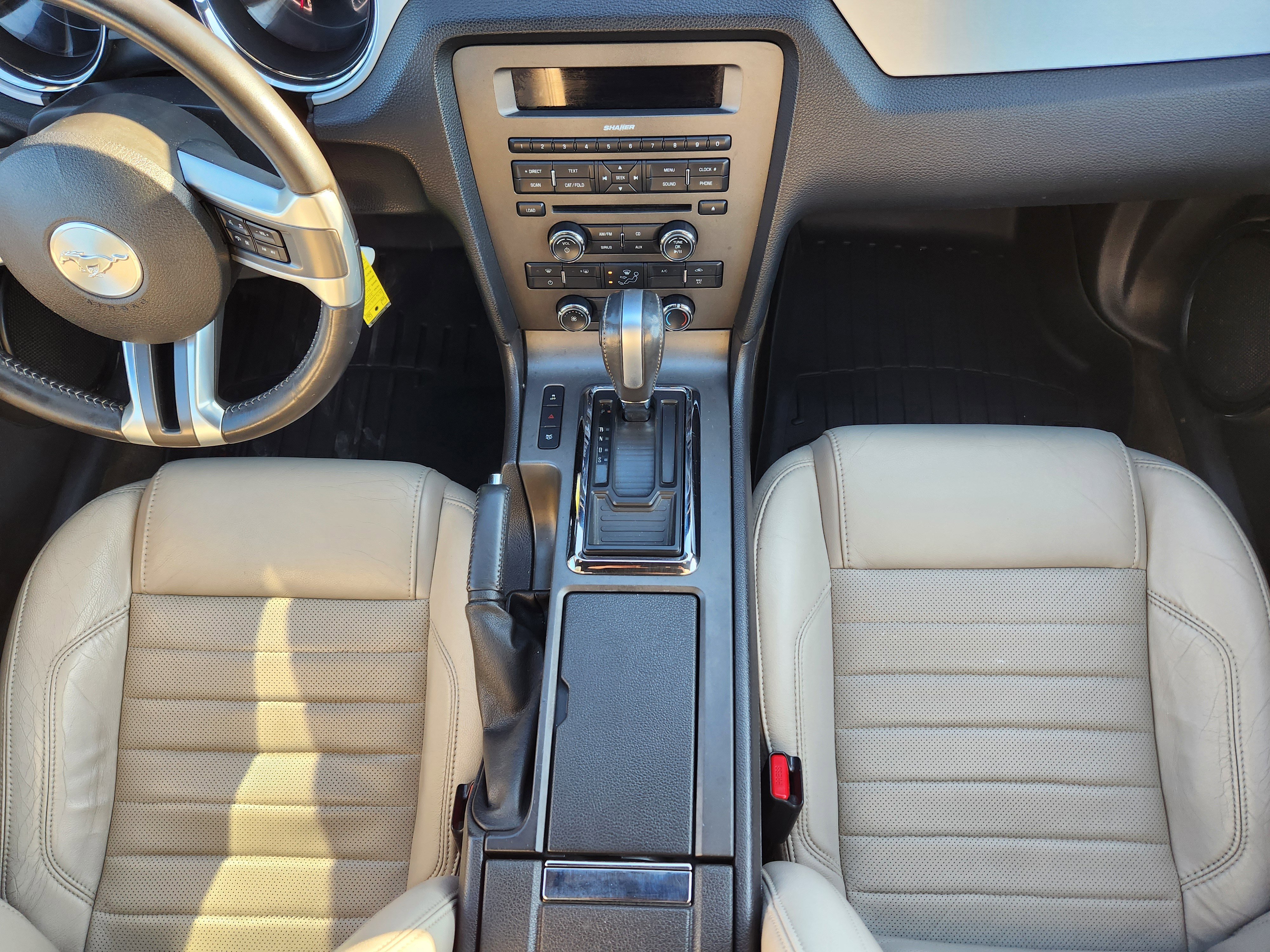 Used 2014 Ford Mustang Premium image 17