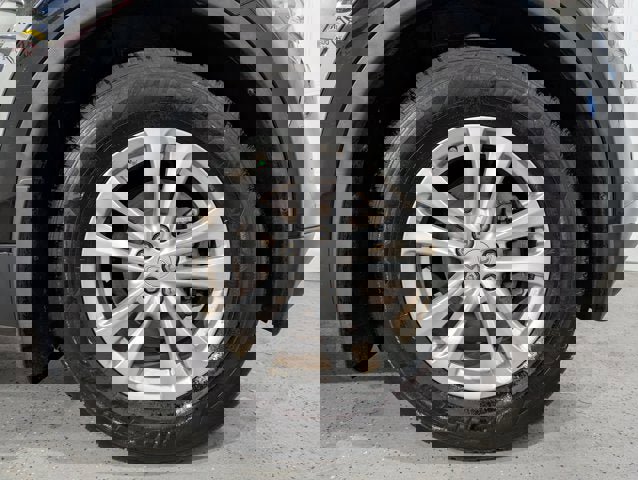 Used 2017 INFINITI QX70 AWD w/ Premium Package image 49