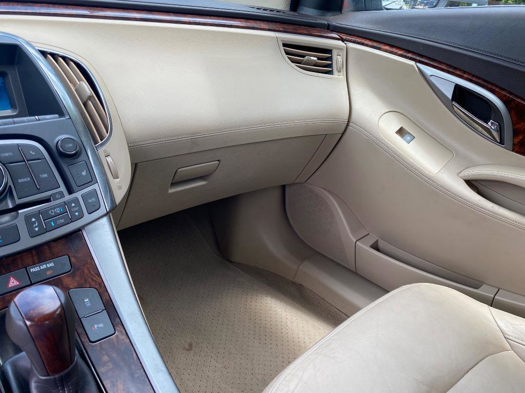 Used 2010 Buick LaCrosse CXL FWD image 30