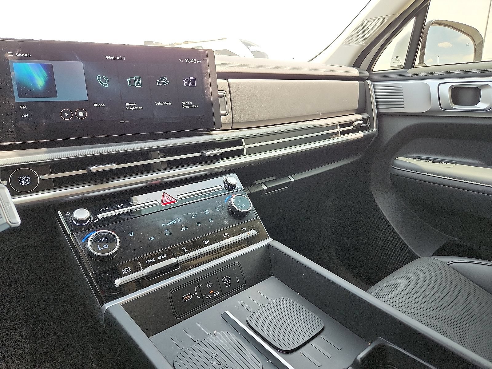 Used 2025 Hyundai Santa Fe SEL FWD image 20