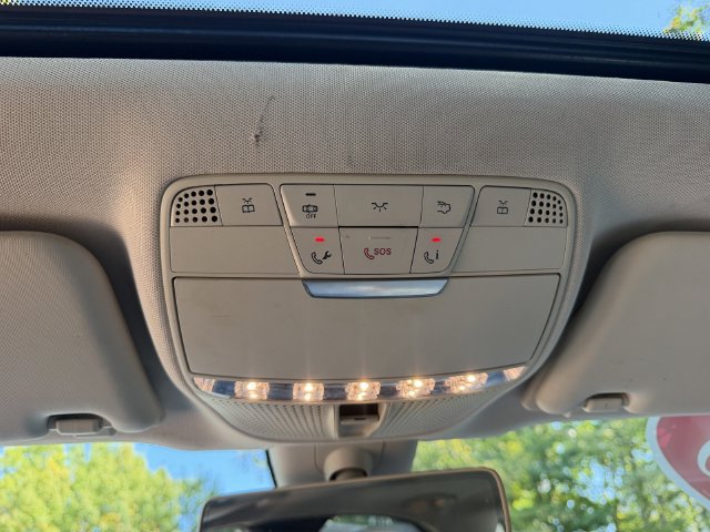 Used 2018 Mercedes-Benz E 300 4MATIC image 26