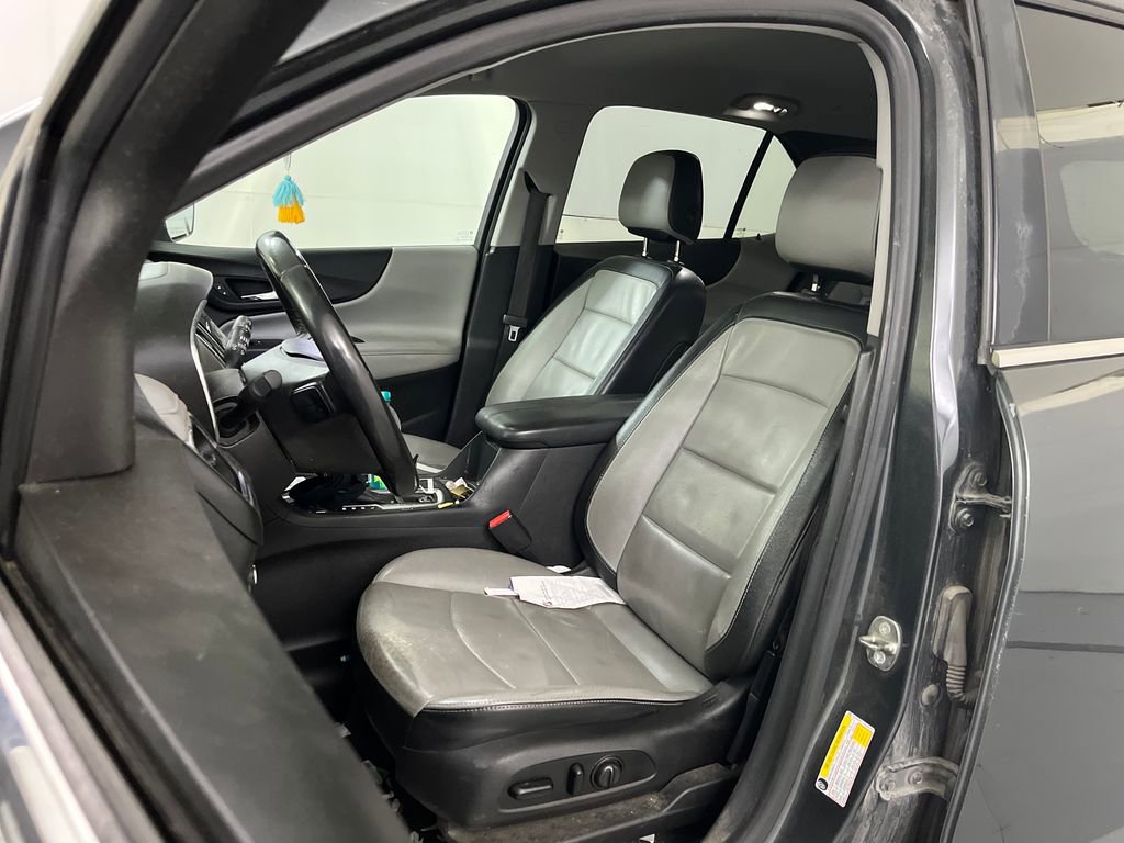 Used 2018 Chevrolet Equinox Premier w/ Infotainment II Package image 21