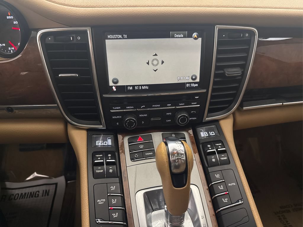 Used 2012 Porsche Panamera 4 image 38