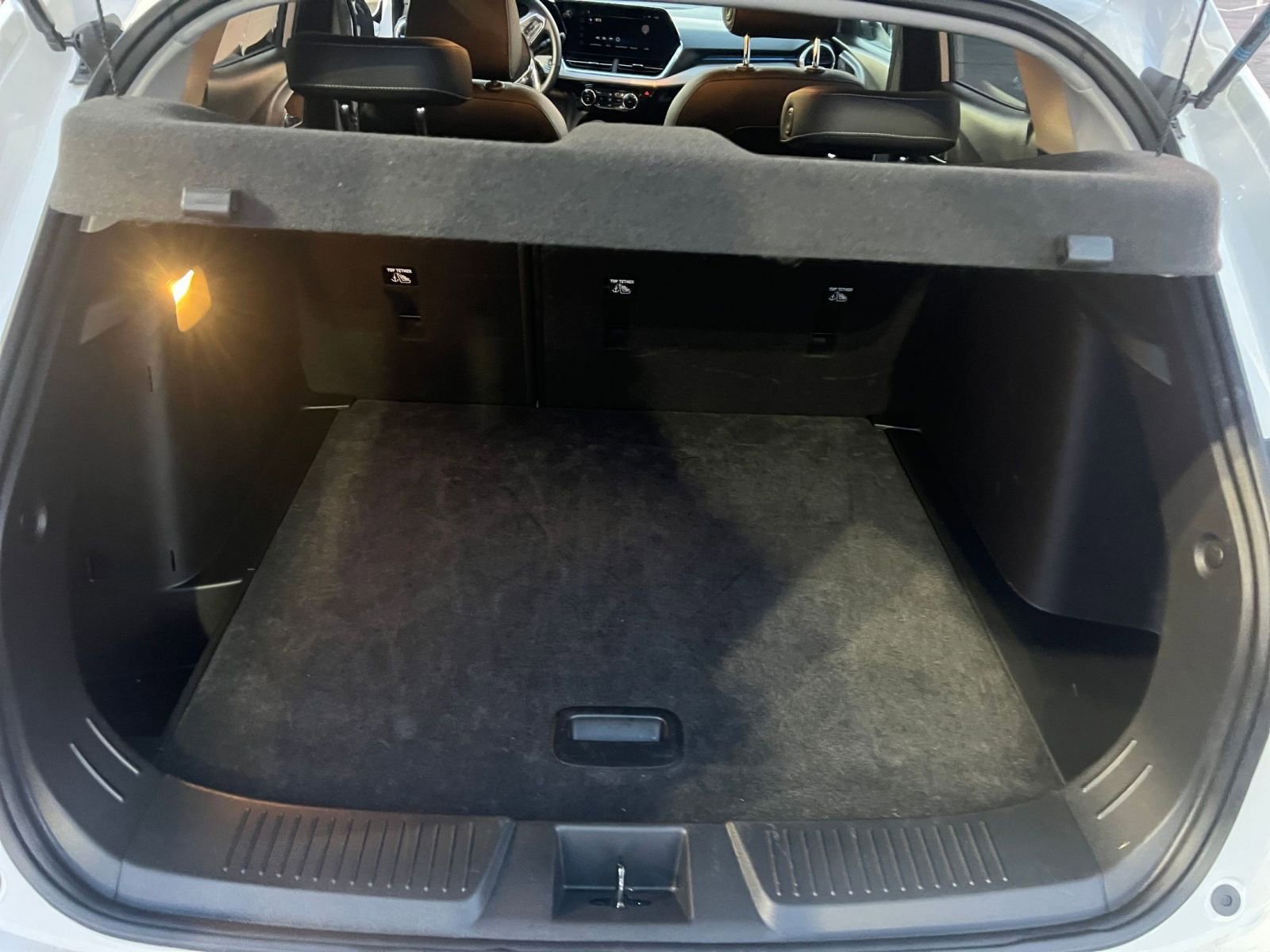 Used 2025 Chevrolet Trax LT w/ LT Convenience Package image 31