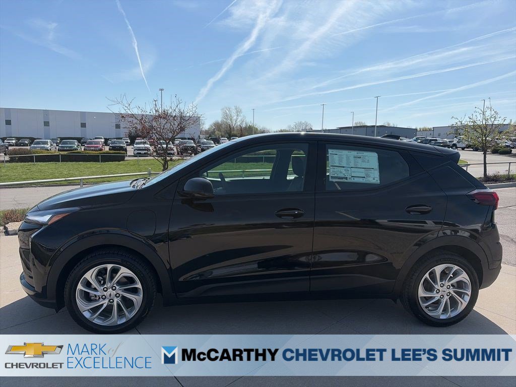 New 2027 Chevrolet Bolt LT FWD image 5