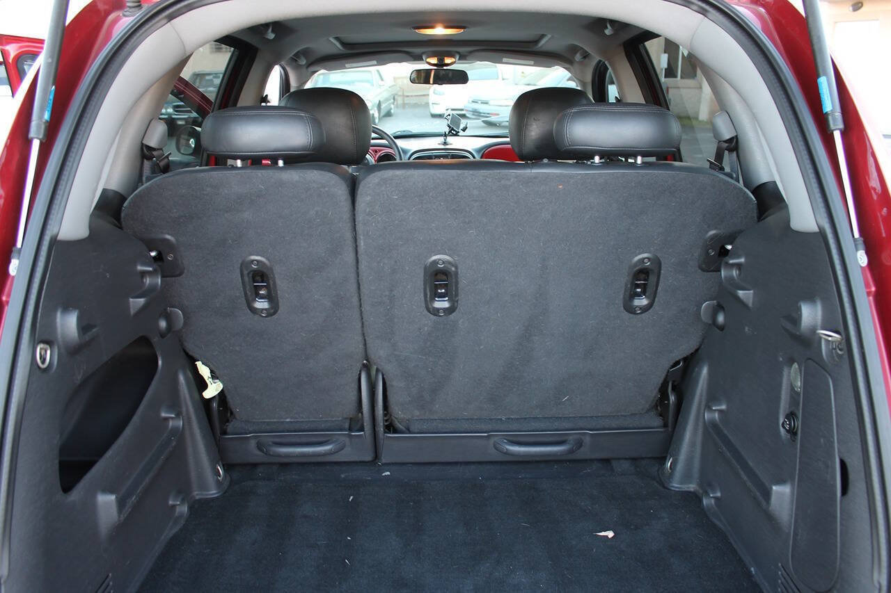 Used 2004 Chrysler PT Cruiser Limited FWD image 26