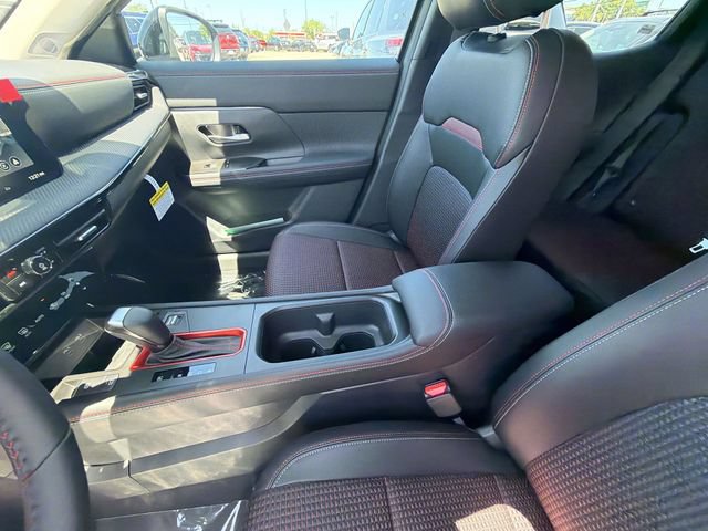 New 2026 Nissan Kicks SR AWD/4WD image 20