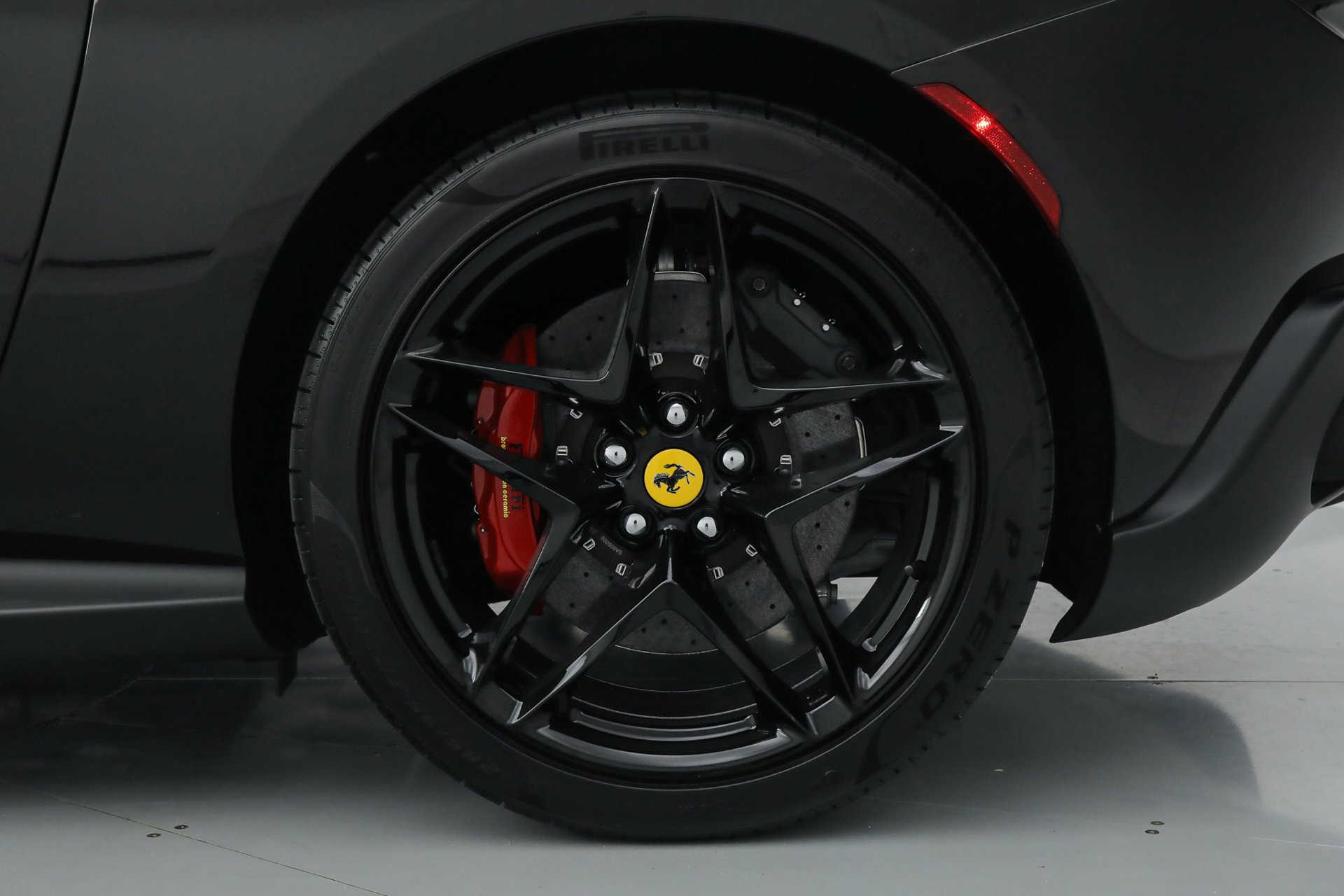 Certified 2022 Ferrari Roma image 37