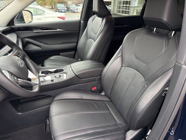 Certified 2025 INFINITI QX60 Pure image 11