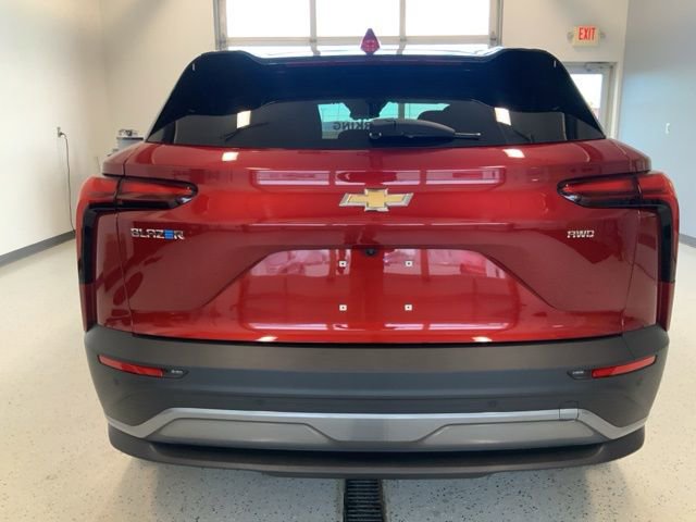 New 2025 Chevrolet Blazer EV LT AWD/4WD image 14