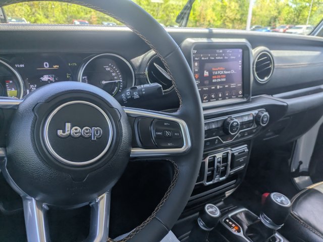 Used 2023 Jeep Wrangler Unlimited Sahara AWD/4WD image 33