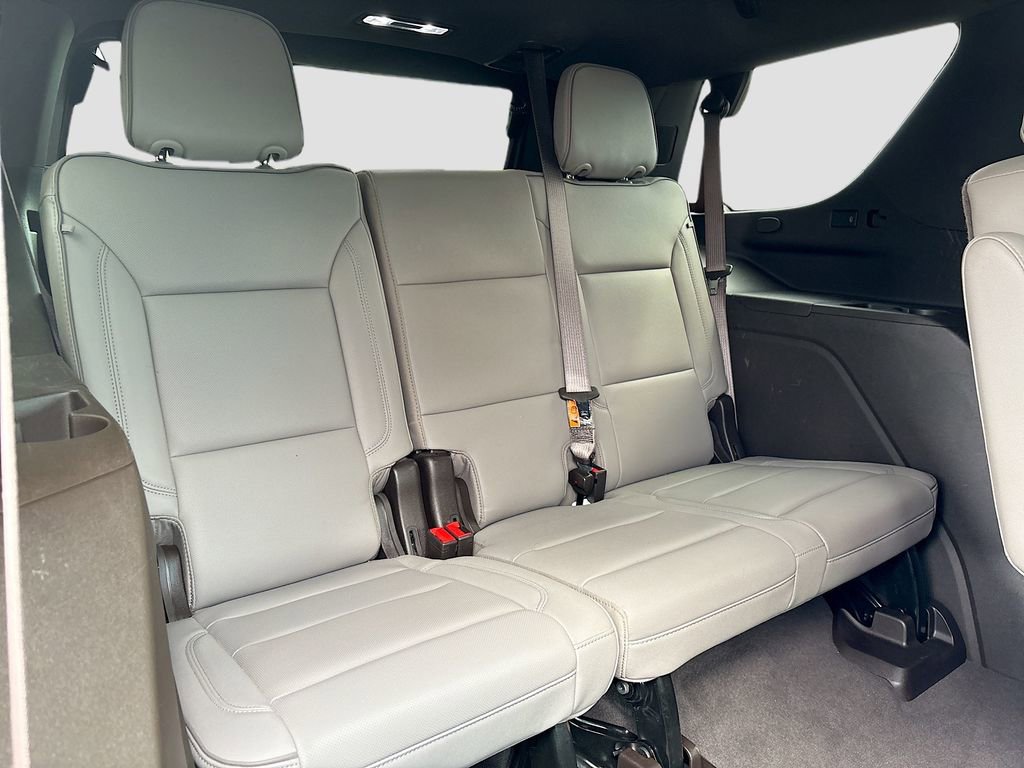 Used 2025 GMC Yukon Elevation AWD/4WD image 28