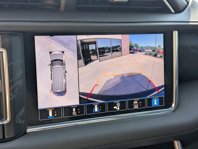 Used 2021 GMC Yukon Denali image 11