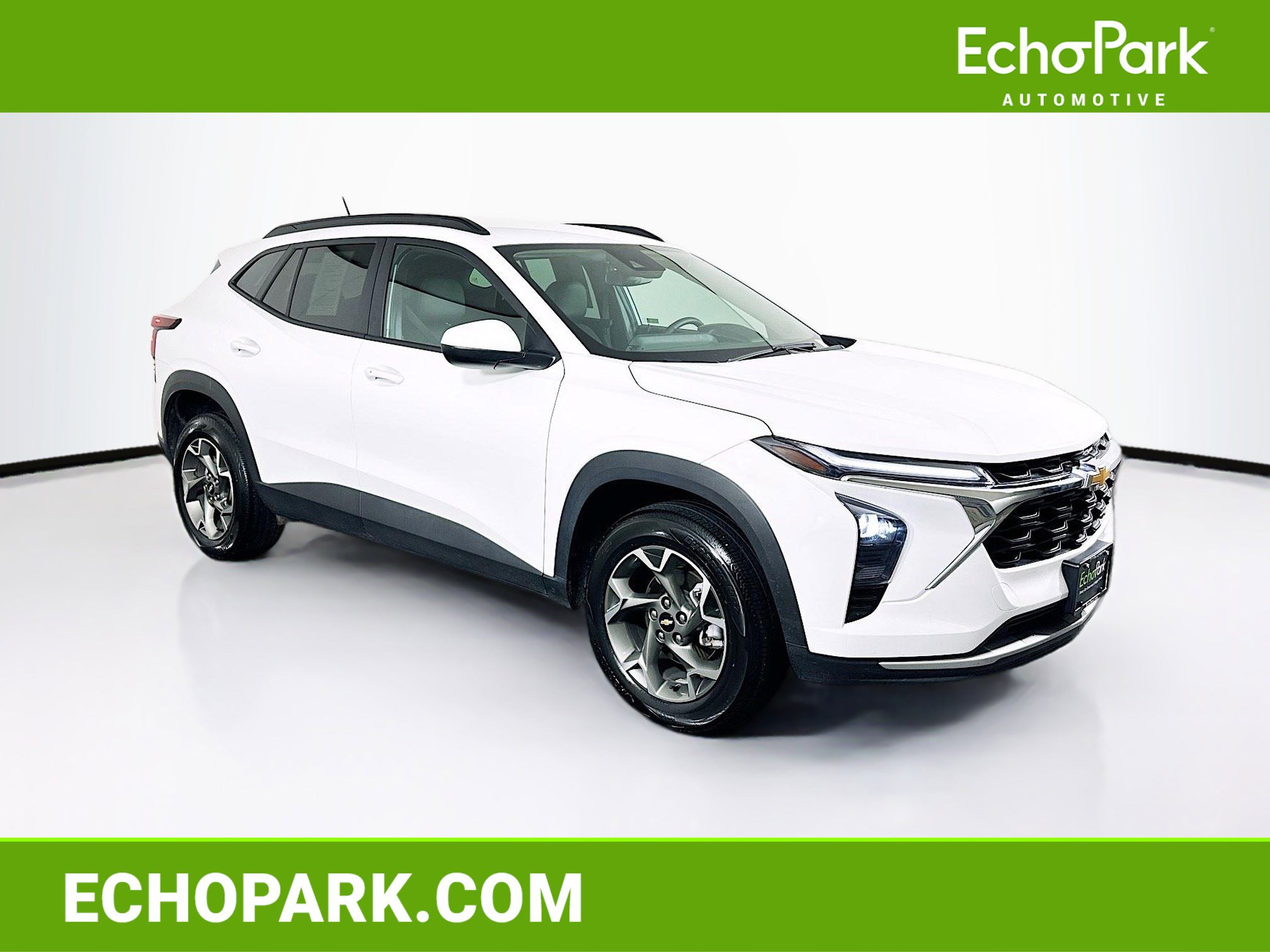 Used 2025 Chevrolet Trax LT w/ LT Convenience Package