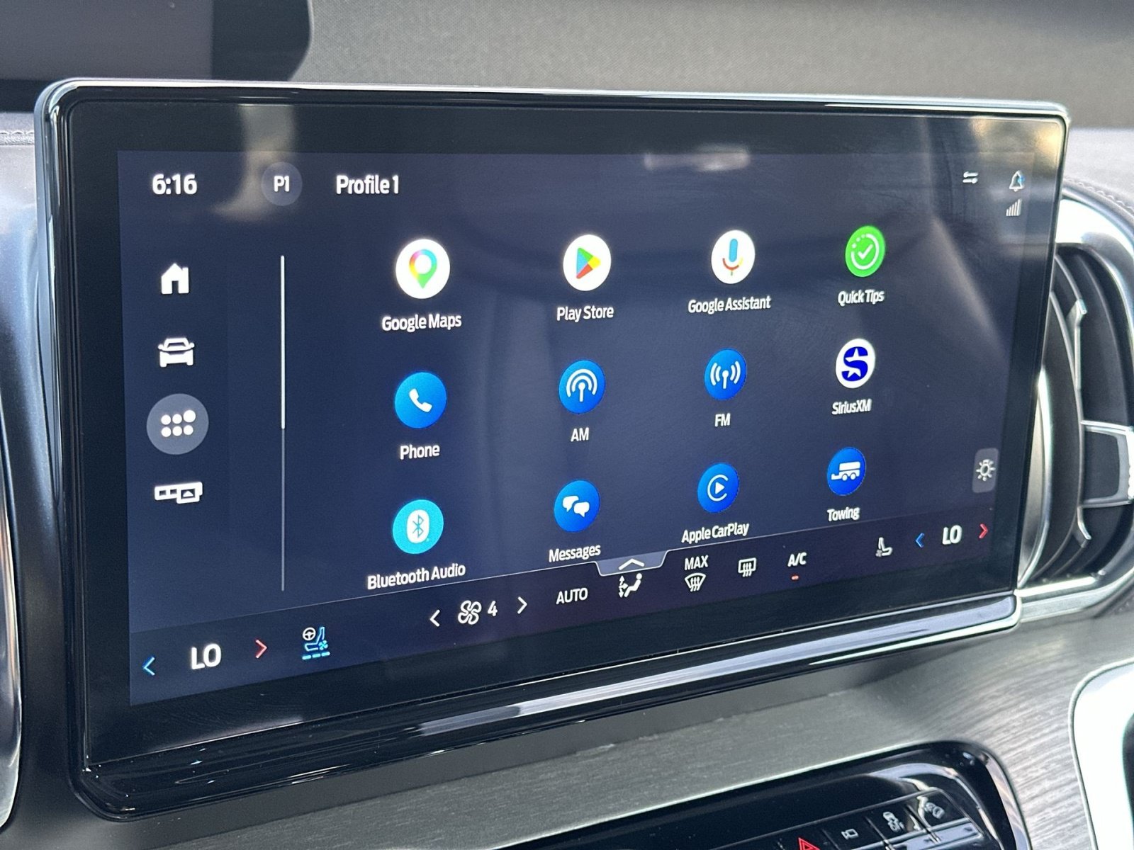 Certified 2025 Ford Expedition Platinum AWD/4WD image 19