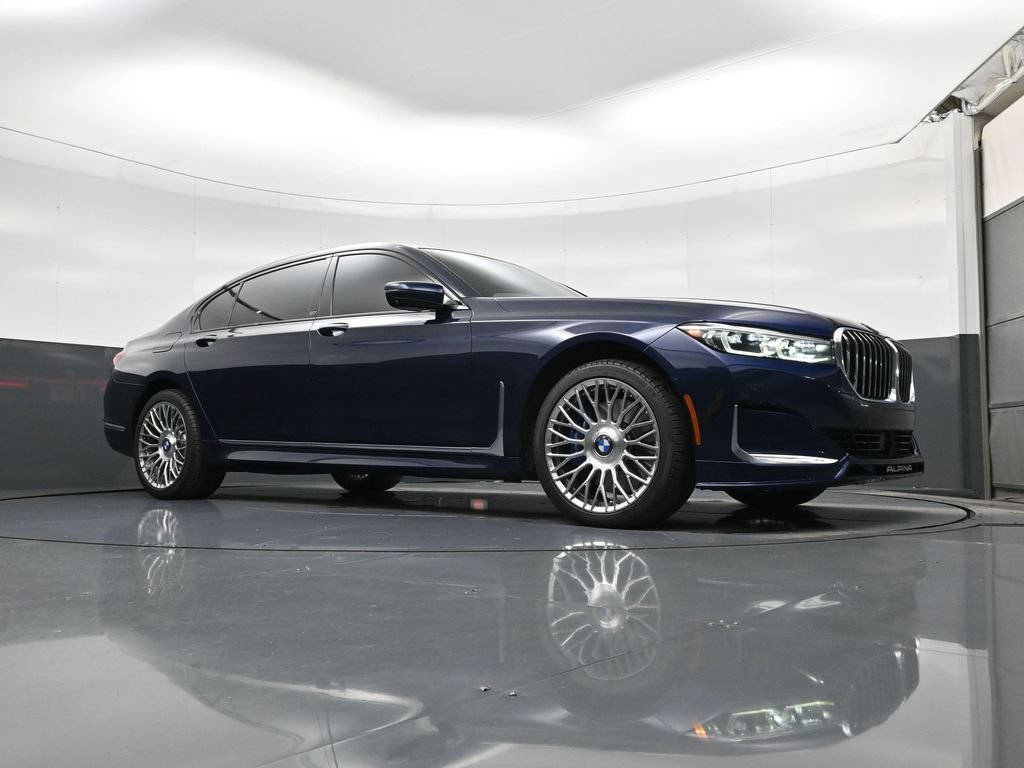 Used 2022 BMW ALPINA B7 xDrive AWD/4WD image 23