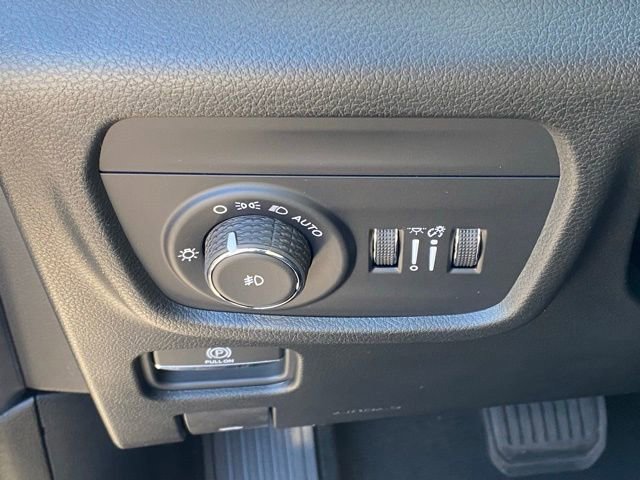 New 2025 Jeep Grand Cherokee Overland w/ Adv Protech Group III image 27