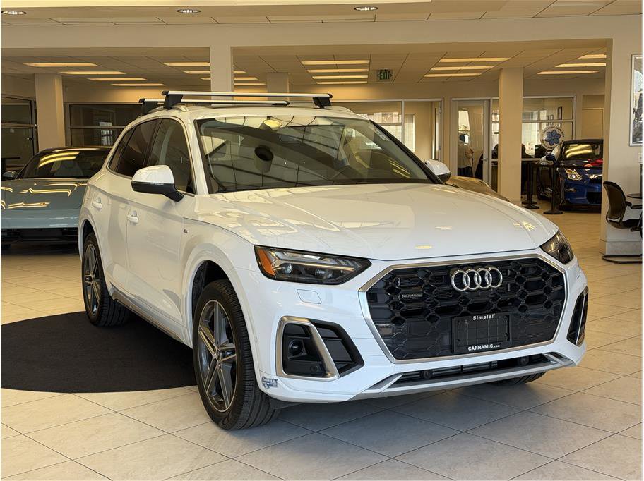 Used 2021 Audi Q5 e Prestige w/ Prestige Package image 3
