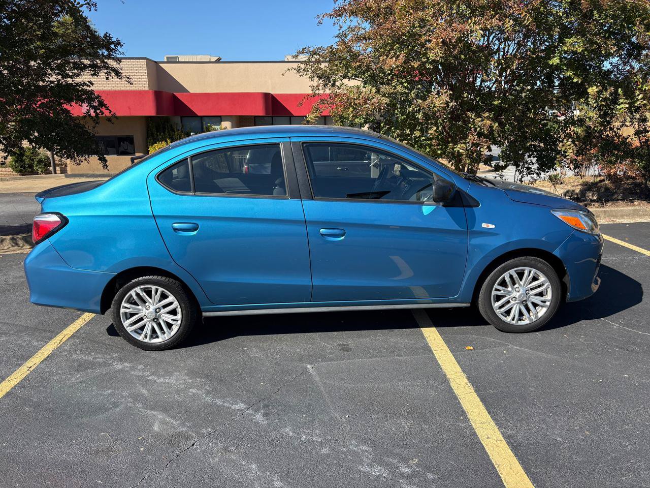Used 2022 Mitsubishi Mirage G4 LE FWD image 4