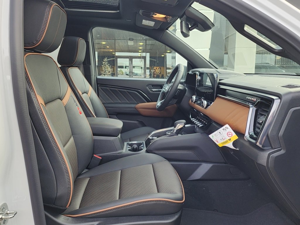 New 2026 GMC Canyon AT4 w/ Technology Plus Package image 42