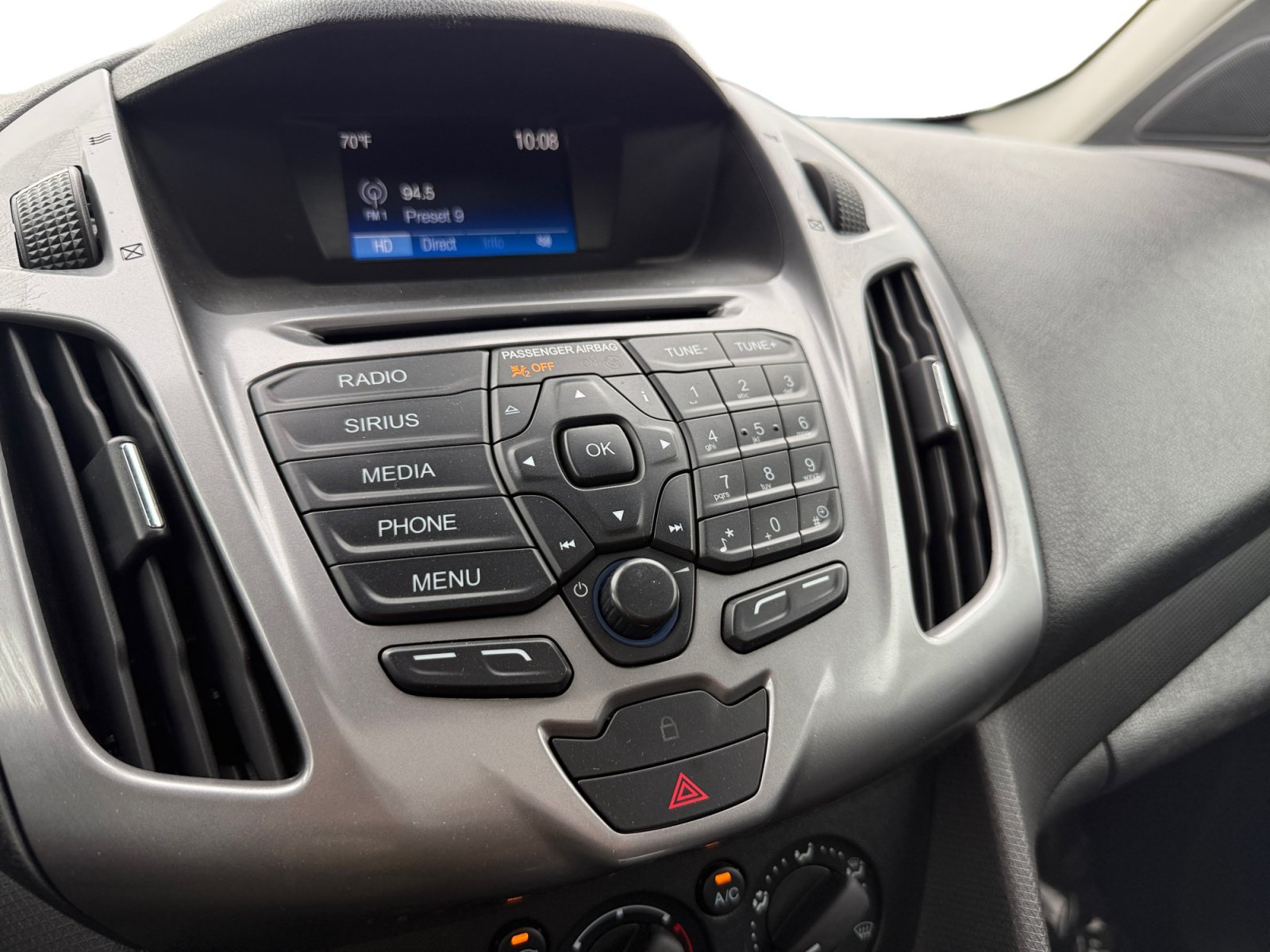 Used 2017 Ford Transit Connect XLT FWD image 12