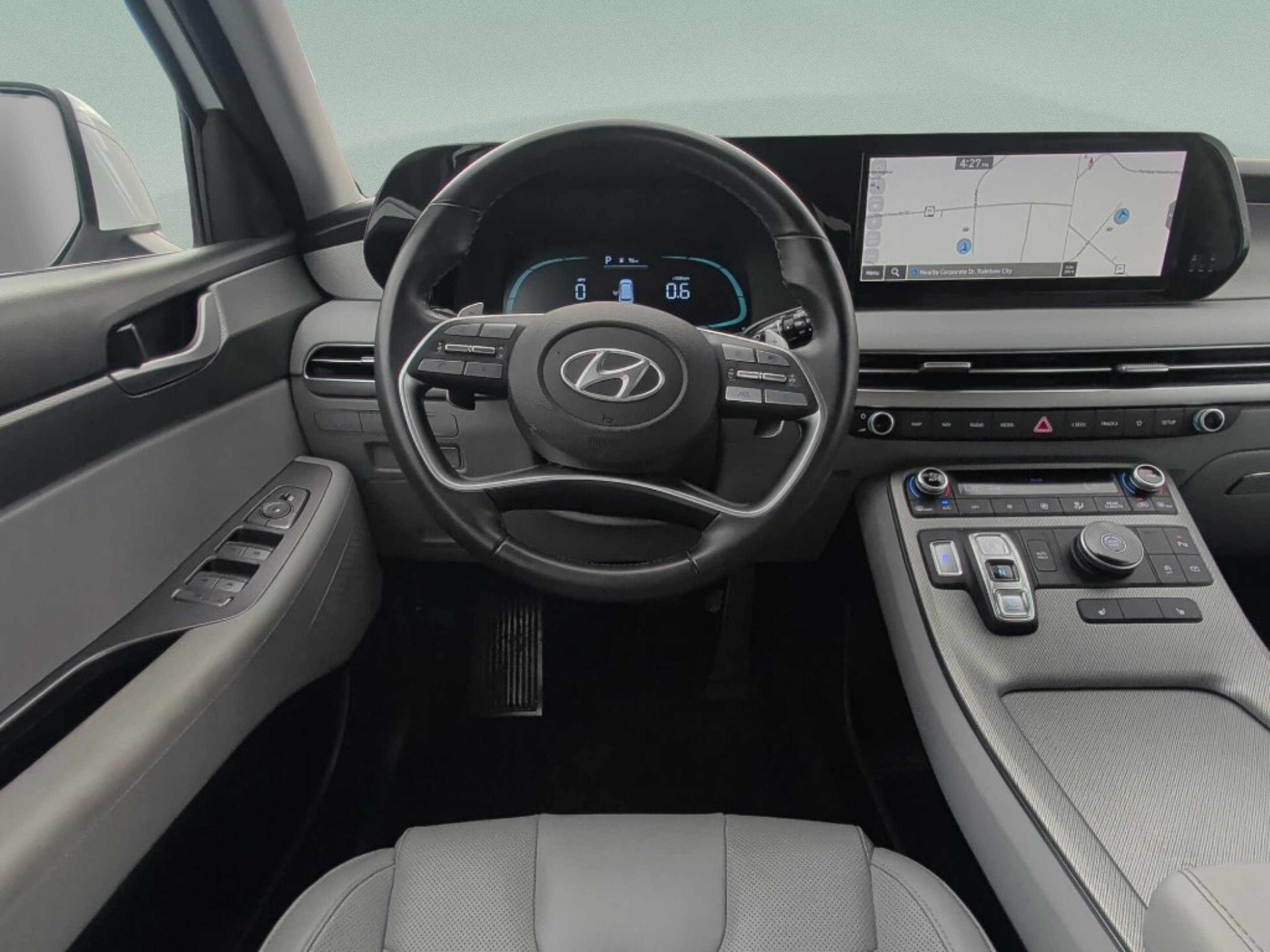 Used 2024 Hyundai Palisade SEL FWD image 33