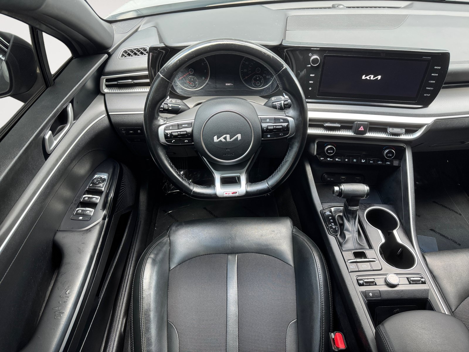 Used 2022 Kia K5 GT-Line AWD/4WD image 10
