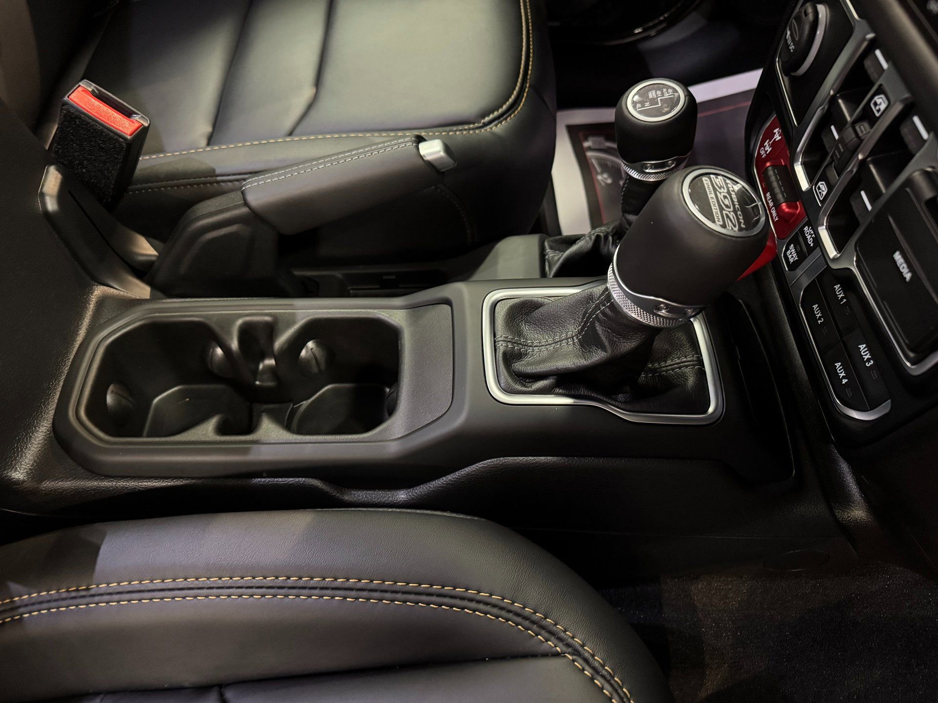 Used 2024 Jeep Wrangler Unlimited Rubicon 392 image 47