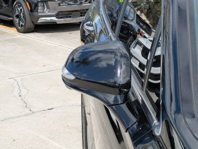 Used 2023 Hyundai Santa Fe Calligraphy image 12