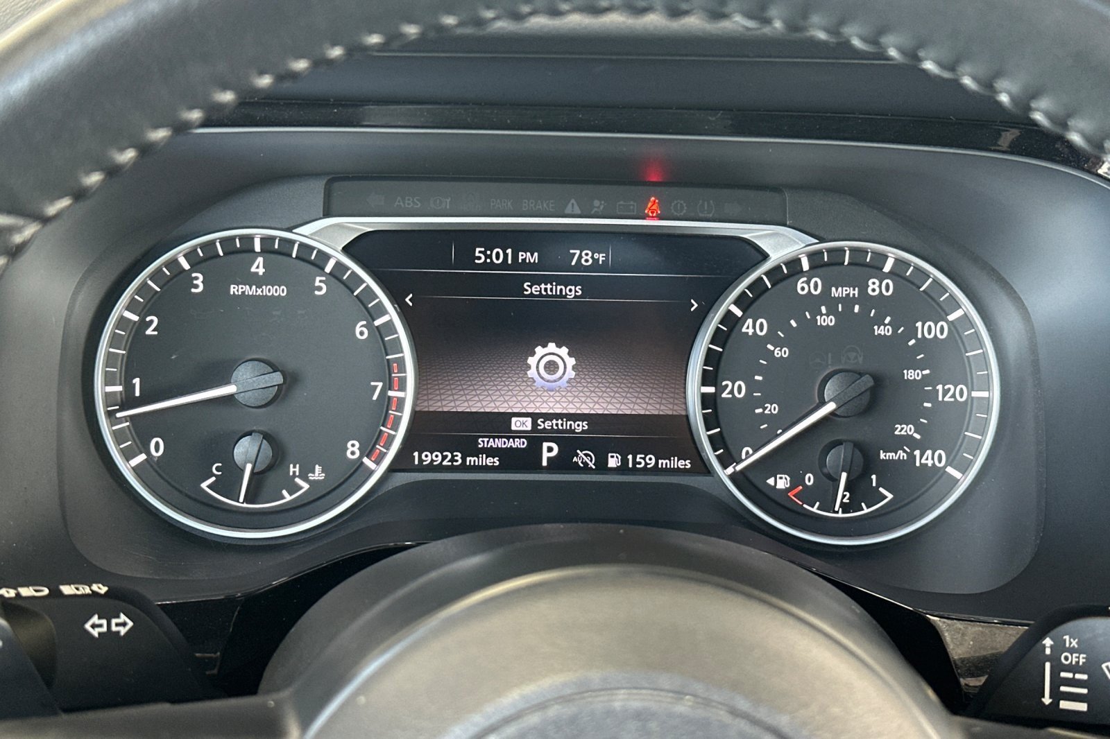 Used 2024 Nissan Pathfinder SV w/ SV Premium Package FWD image 24