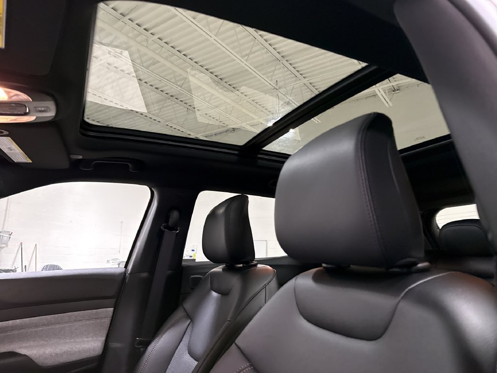 New 2026 Jeep Compass Latitude AWD/4WD image 19