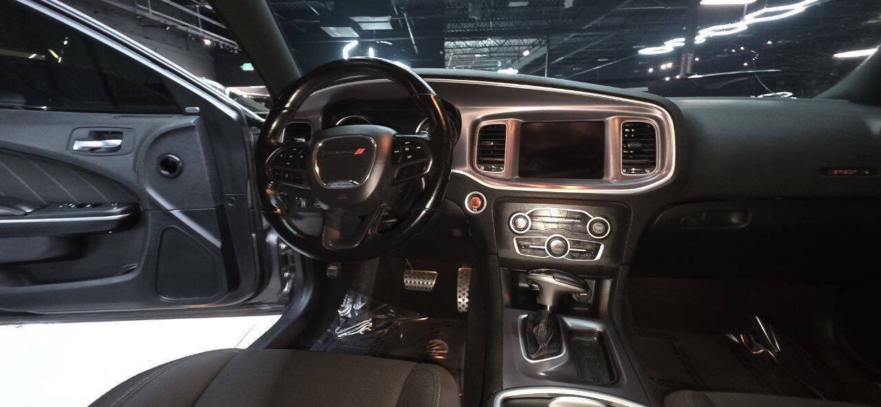 Used 2021 Dodge Charger Scat Pack w/ Navigation & Travel Group RWD image 15
