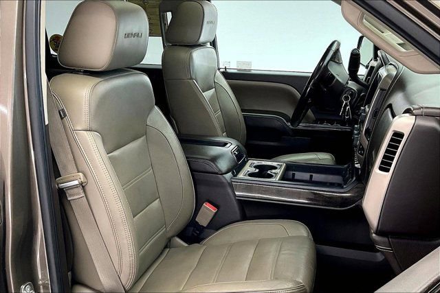Used 2015 GMC Sierra 2500 Denali w/ Duramax Plus Package image 6