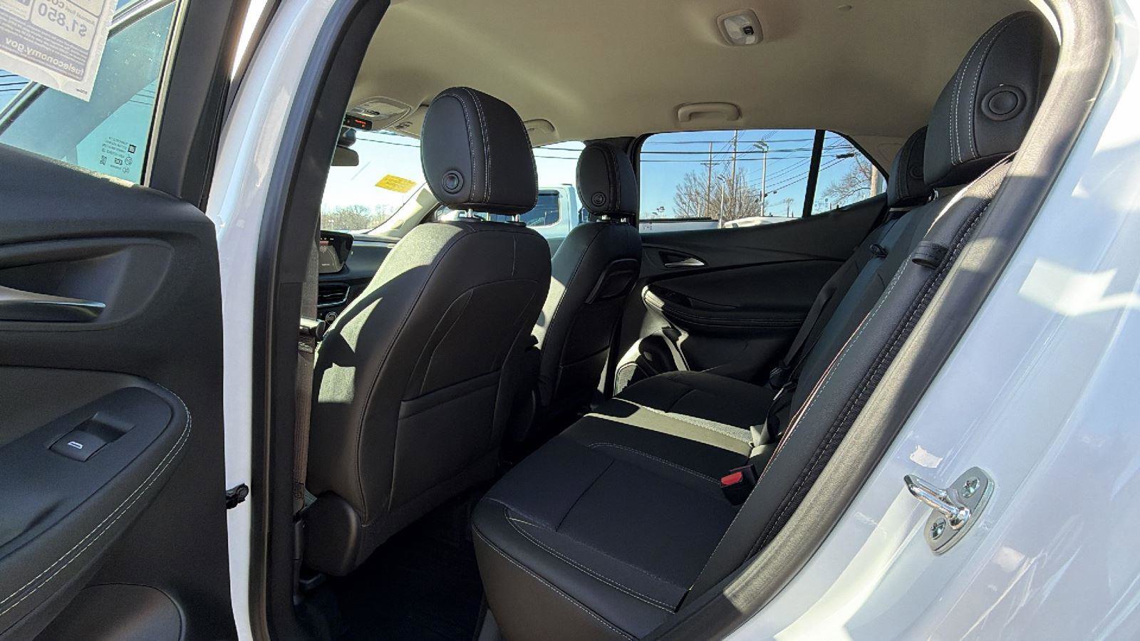 New 2026 Buick Encore GX Preferred w/ Comfort Package AWD/4WD image 32