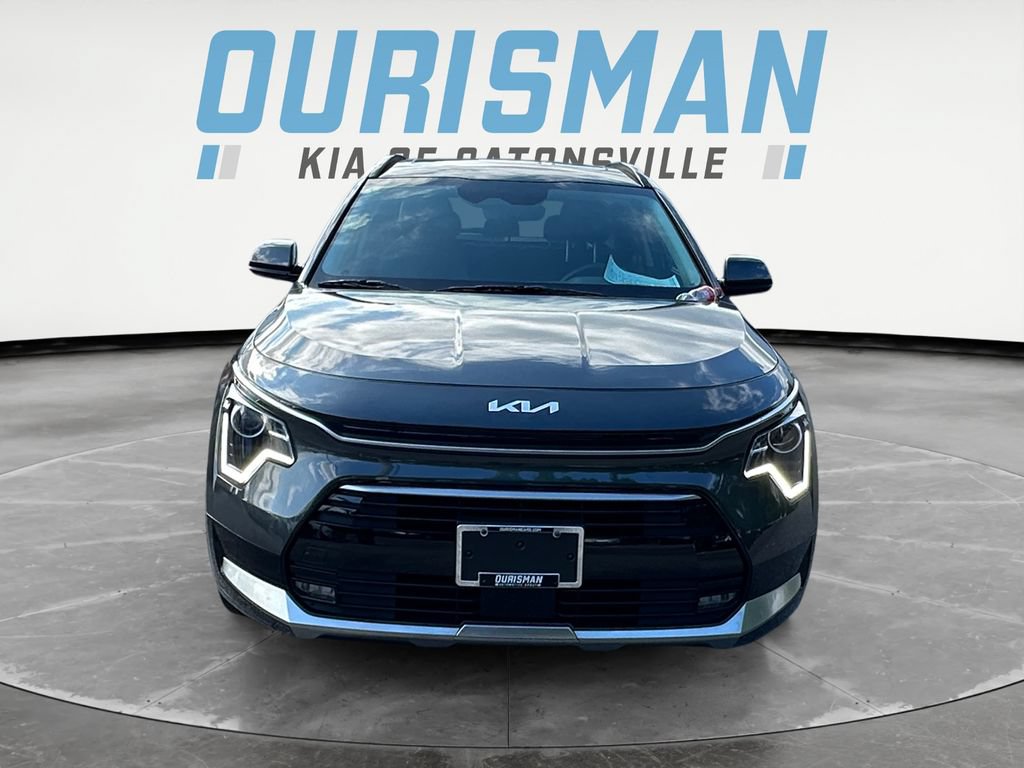 Certified 2025 Kia Niro EX Touring FWD image 8