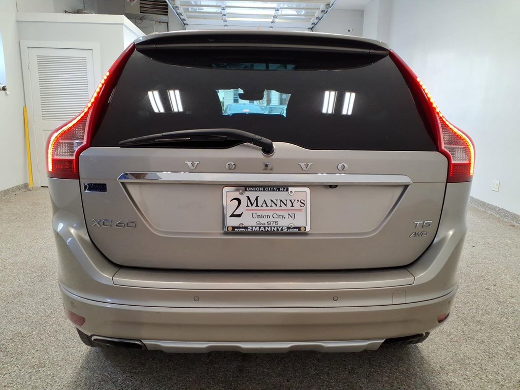 Used 2015 Volvo XC60 T5 image 5
