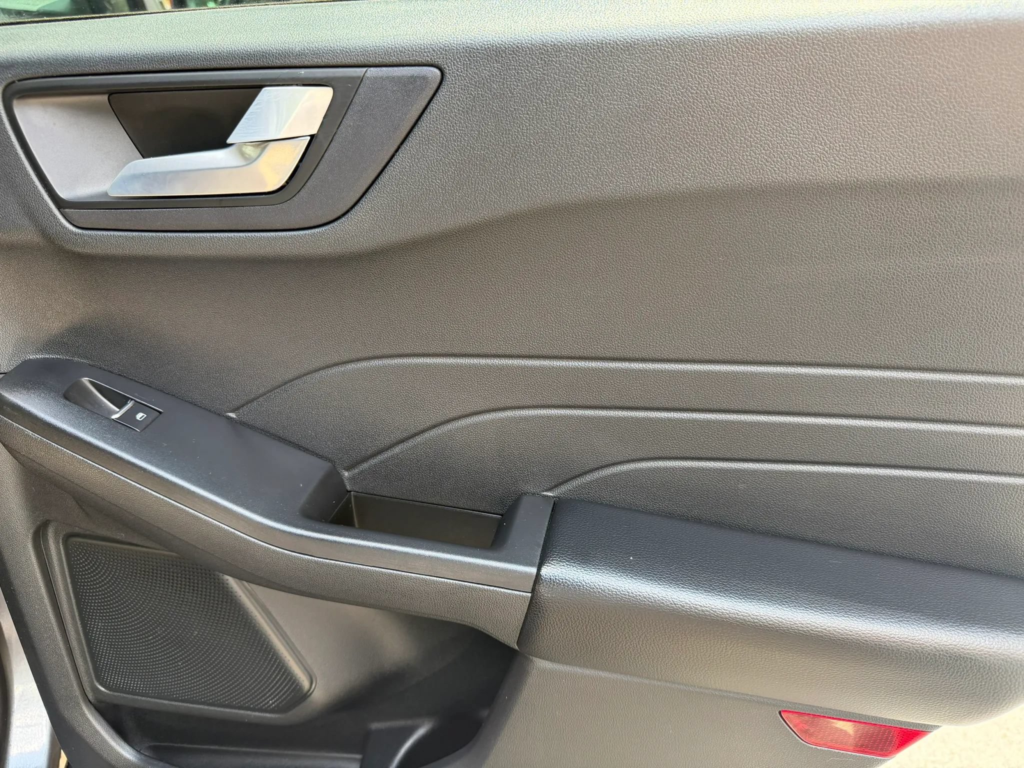 Used 2021 Ford Escape SEL w/ Technology Package FWD image 10