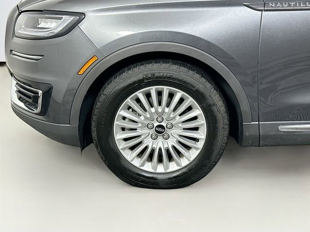 Used 2020 Lincoln Nautilus Premier image 31