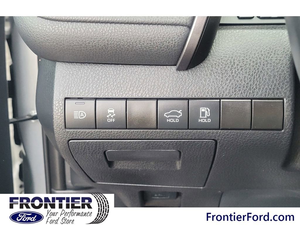 Used 2023 Toyota Camry XSE image 14